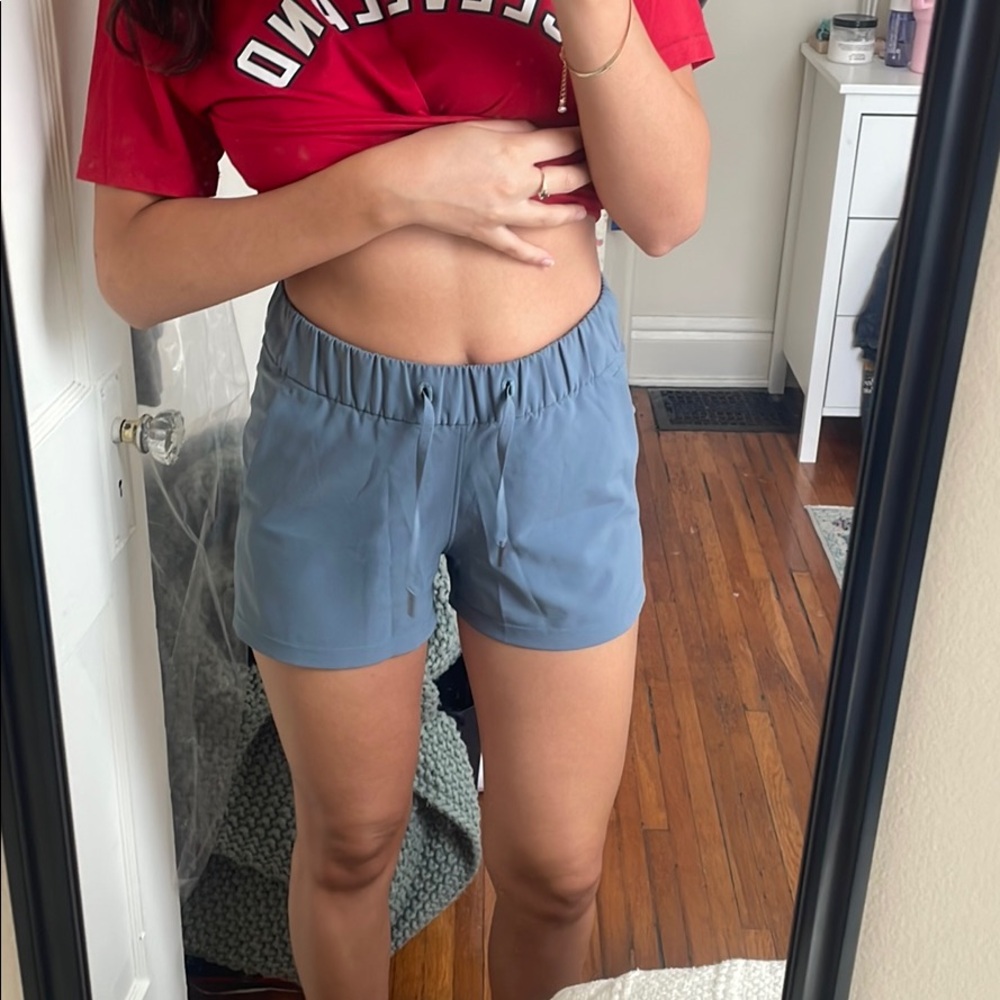 Lululemon on the fly shorts!! SIZE 2